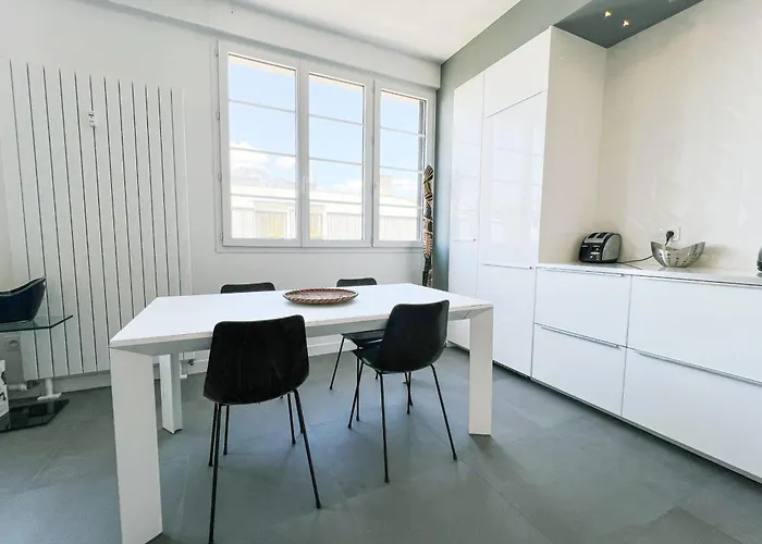 #gx Le Belgrade Spacious T4 In The Centre * Grenoble